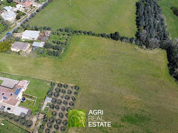 terreno agricolo in vendita ad Aprilia in zona Casalazzara