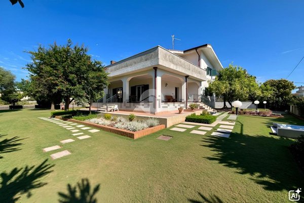 casa indipendente in vendita ad Aprilia