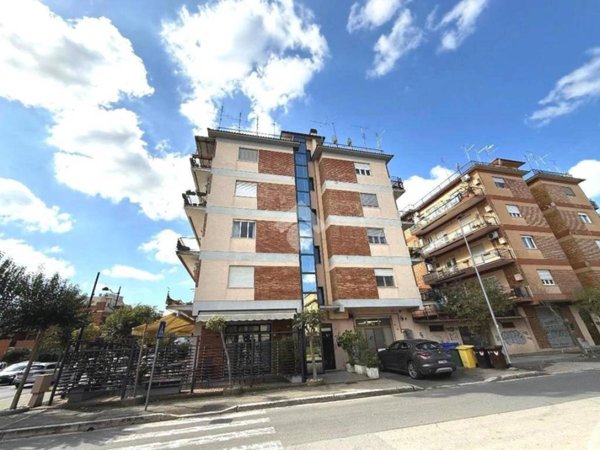 appartamento in vendita ad Aprilia
