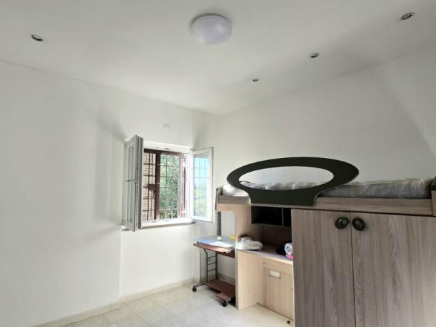 casa indipendente in vendita ad Aprilia in zona Cogna