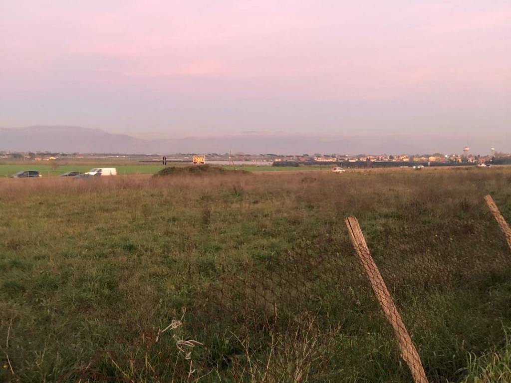 terreno agricolo in vendita ad Aprilia in zona Campoverde