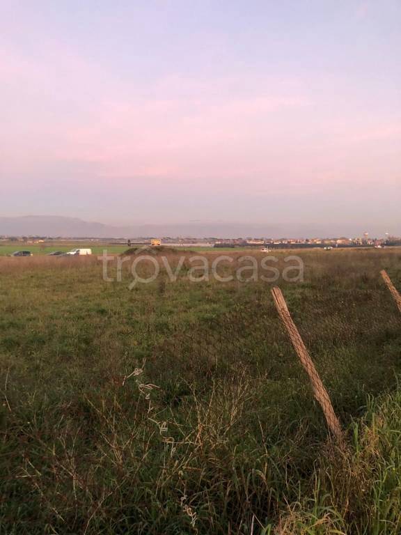 terreno agricolo in vendita ad Aprilia in zona Campoverde