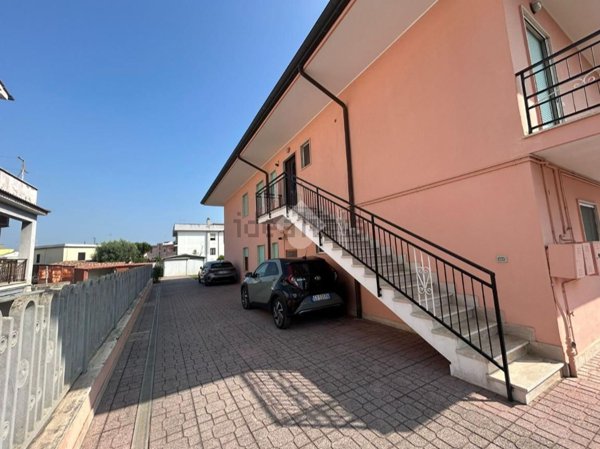 appartamento in vendita ad Aprilia