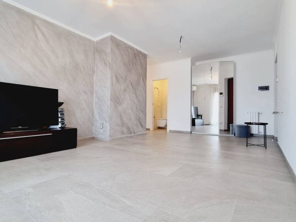 appartamento in vendita ad Aprilia in zona Leda