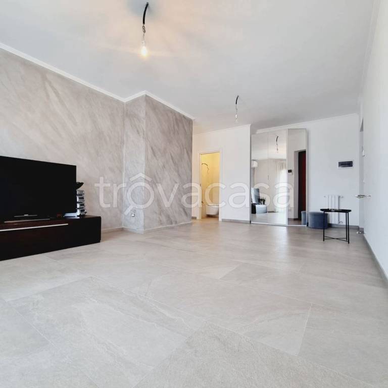 appartamento in vendita ad Aprilia in zona Leda