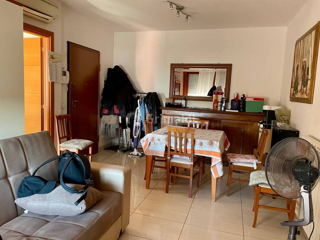 appartamento in vendita ad Aprilia