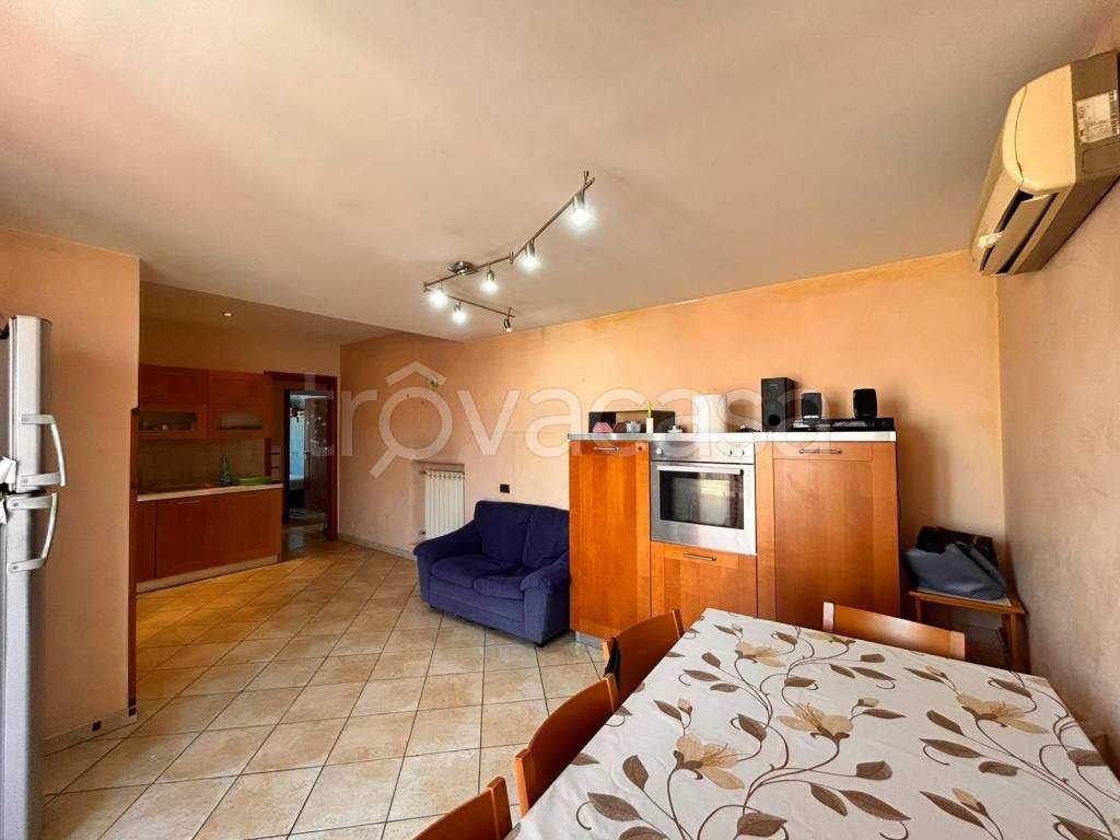 appartamento in vendita ad Aprilia