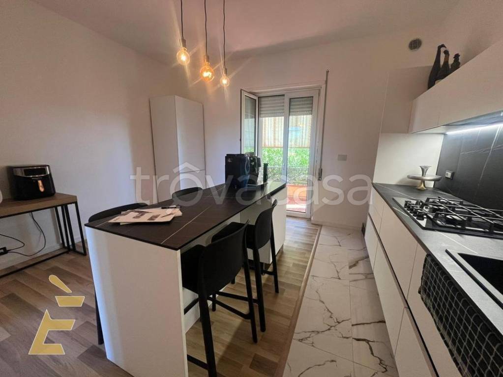 casa indipendente in vendita ad Aprilia