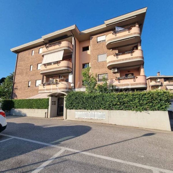 appartamento in vendita ad Aprilia