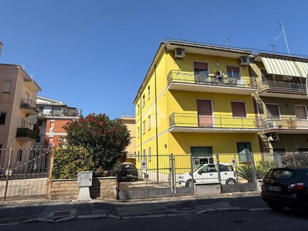 appartamento in vendita ad Aprilia