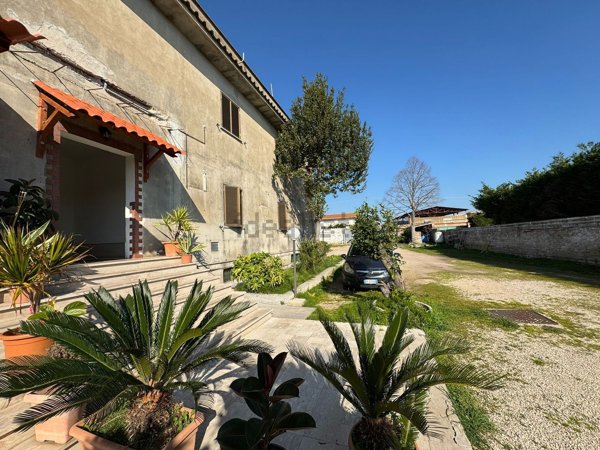 appartamento in vendita ad Aprilia