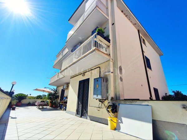 appartamento in vendita ad Aprilia in zona Campoleone