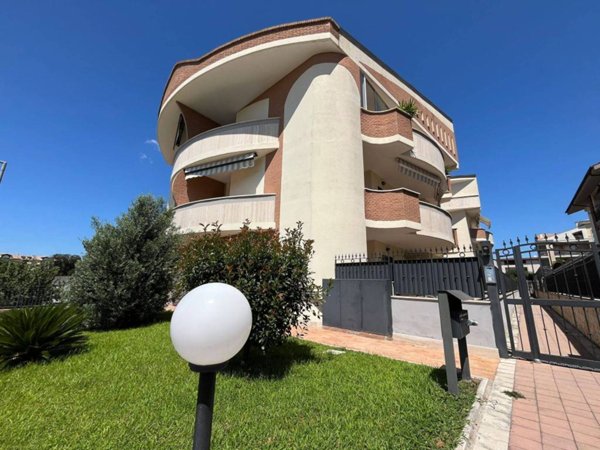 appartamento in vendita ad Aprilia