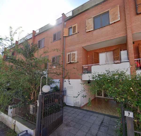 casa indipendente in vendita ad Aprilia