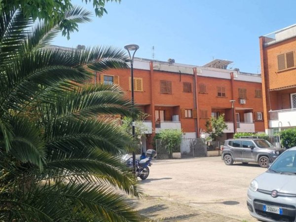 casa indipendente in vendita ad Aprilia