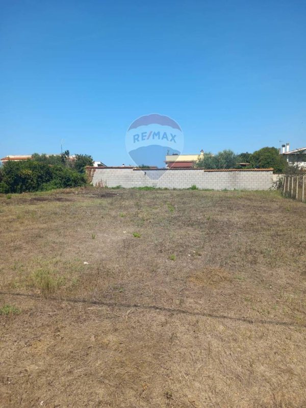 terreno edificabile in vendita ad Aprilia