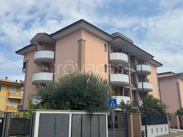appartamento in vendita ad Aprilia