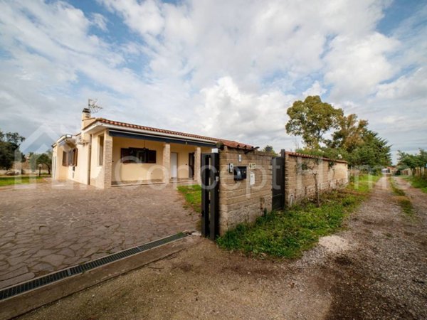 appartamento in vendita ad Aprilia in zona Campo di Carne