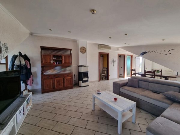 appartamento in vendita ad Aprilia