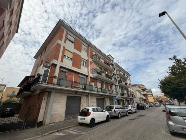 appartamento in vendita ad Aprilia