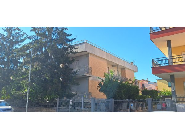 appartamento in vendita ad Aprilia