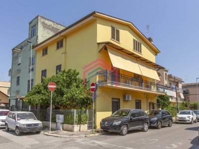 casa indipendente in vendita ad Aprilia