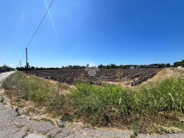terreno agricolo in vendita ad Aprilia