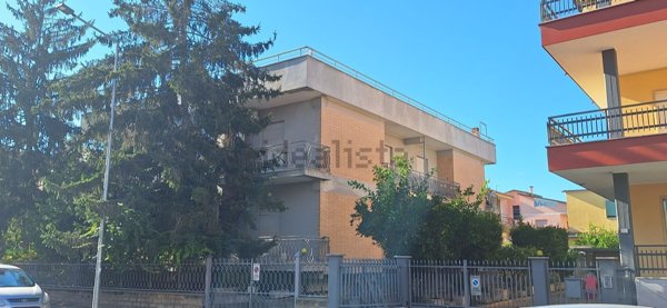 appartamento in vendita ad Aprilia