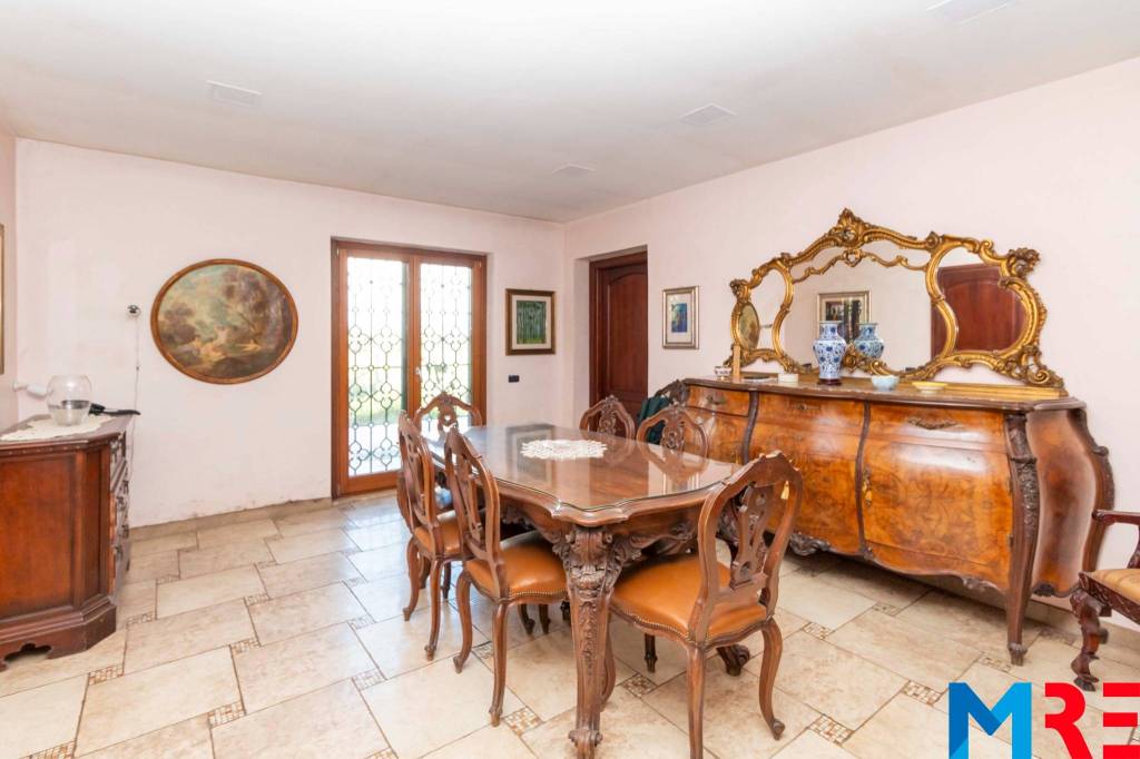 casa indipendente in vendita ad Aprilia in zona Pantanelle