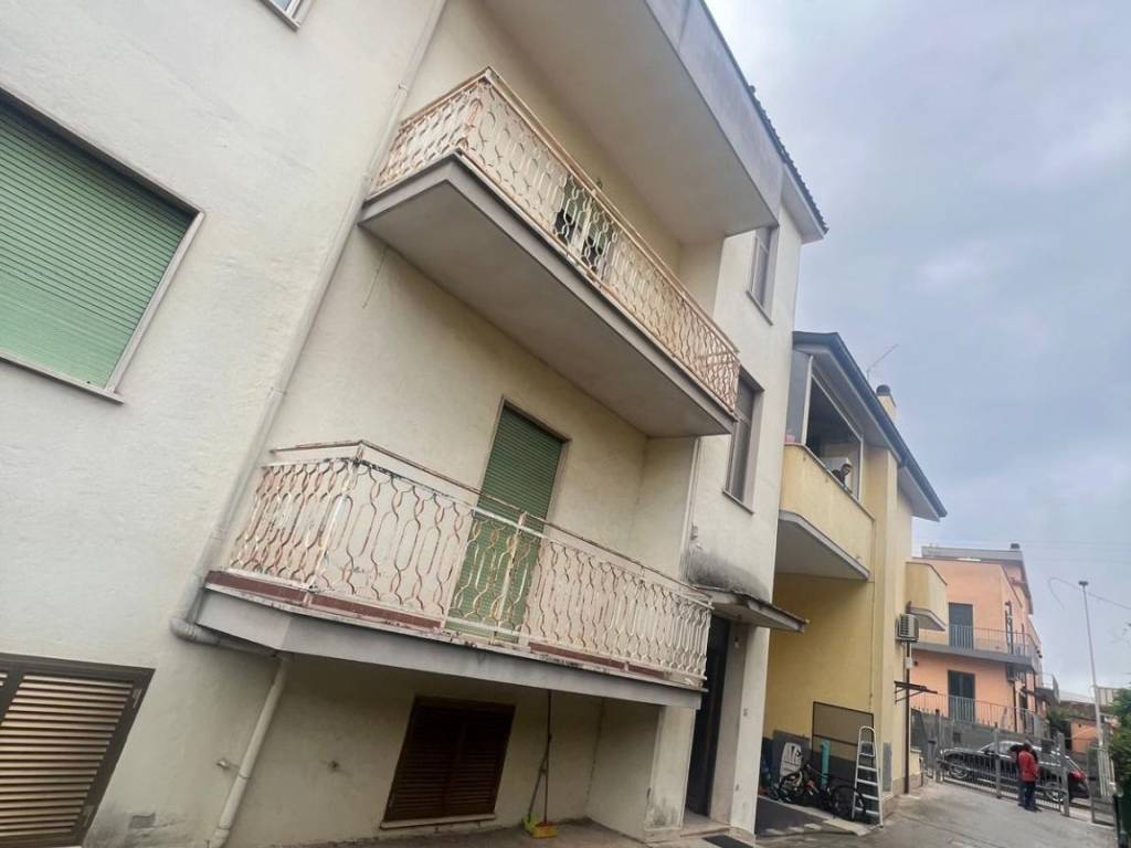 appartamento in vendita ad Aprilia in zona Riserva Nuova