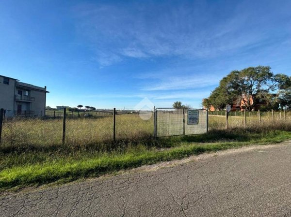 terreno agricolo in vendita ad Aprilia in zona Riserva Nuova