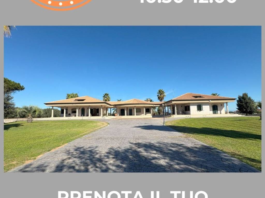 casa indipendente in vendita ad Aprilia in zona Campo di Carne