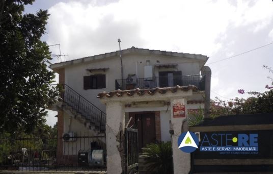 appartamento in vendita ad Aprilia