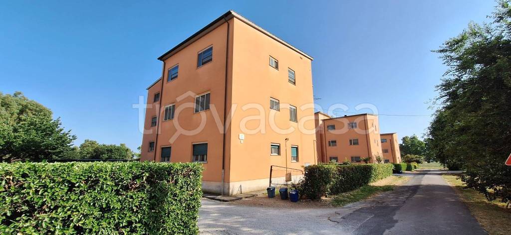 appartamento in vendita ad Aprilia in zona Campoverde
