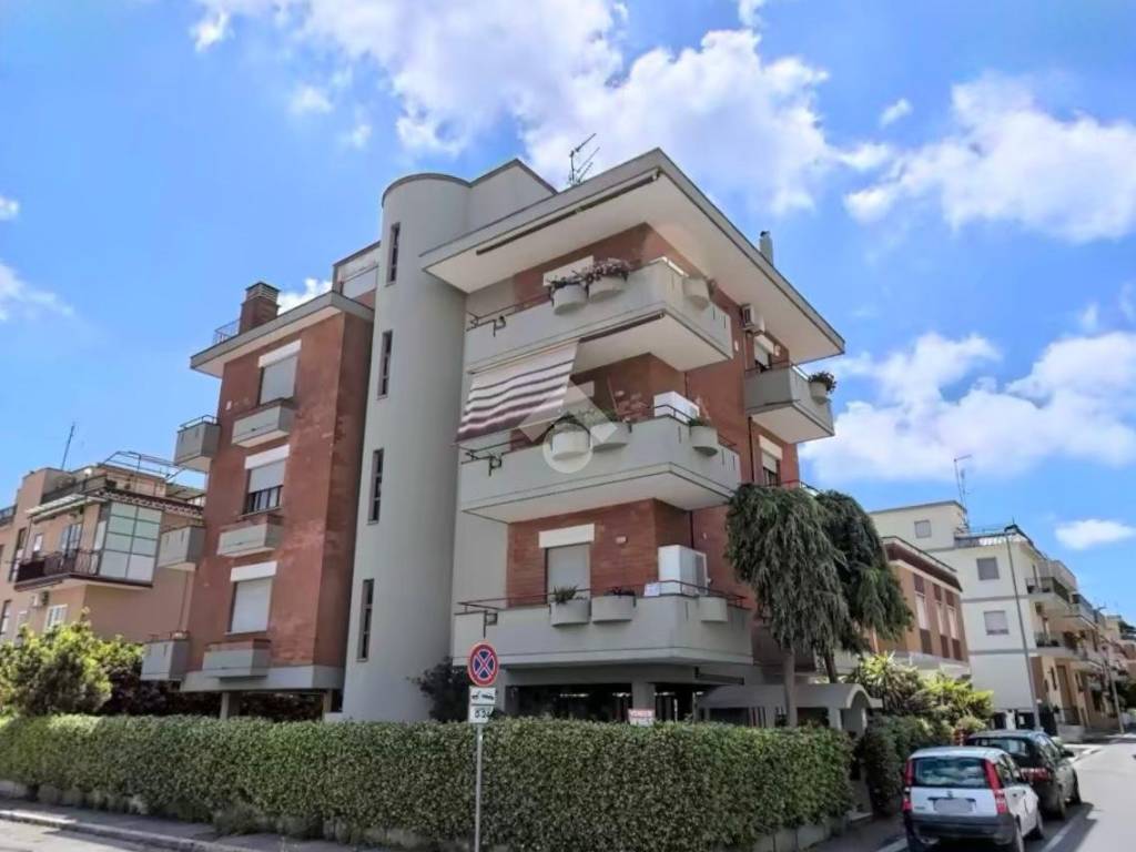 appartamento in vendita ad Aprilia