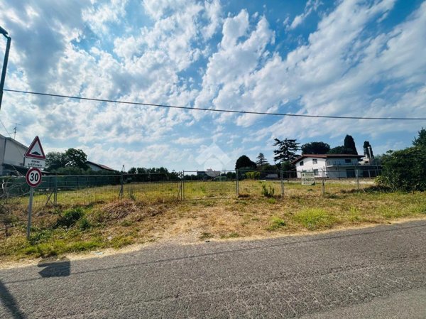 terreno agricolo in vendita ad Aprilia in zona Campoverde