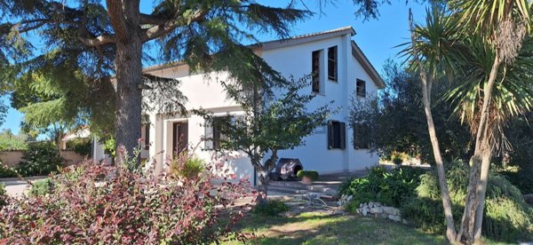 casa indipendente in vendita ad Aprilia