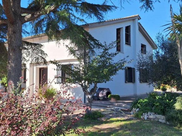 casa indipendente in vendita ad Aprilia