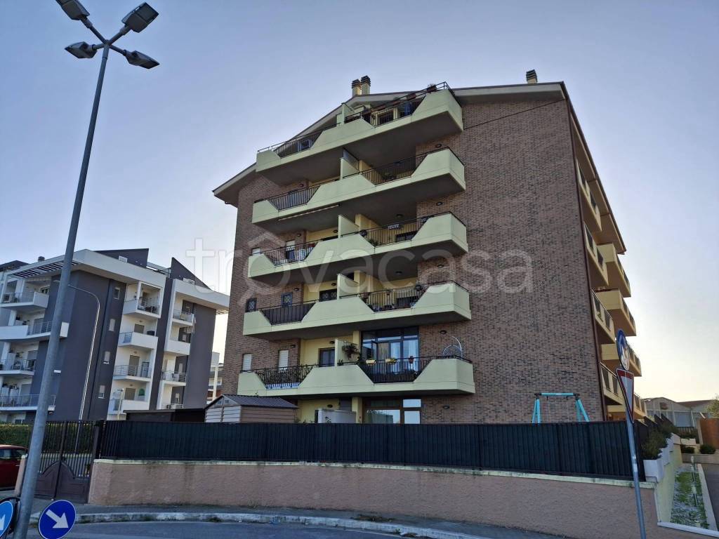 appartamento in vendita ad Aprilia