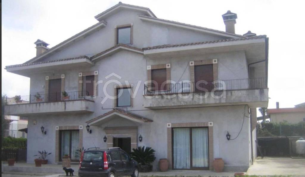 appartamento in vendita ad Aprilia