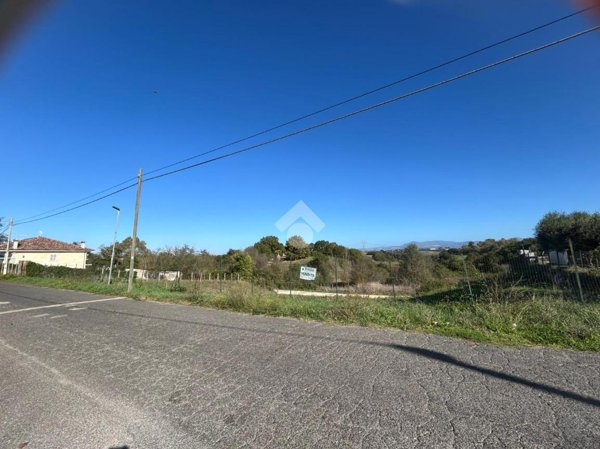 terreno agricolo in vendita ad Aprilia in zona Fossignano