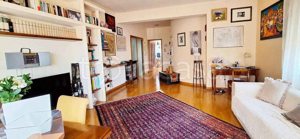 appartamento in vendita ad Aprilia