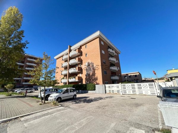 appartamento in vendita ad Aprilia