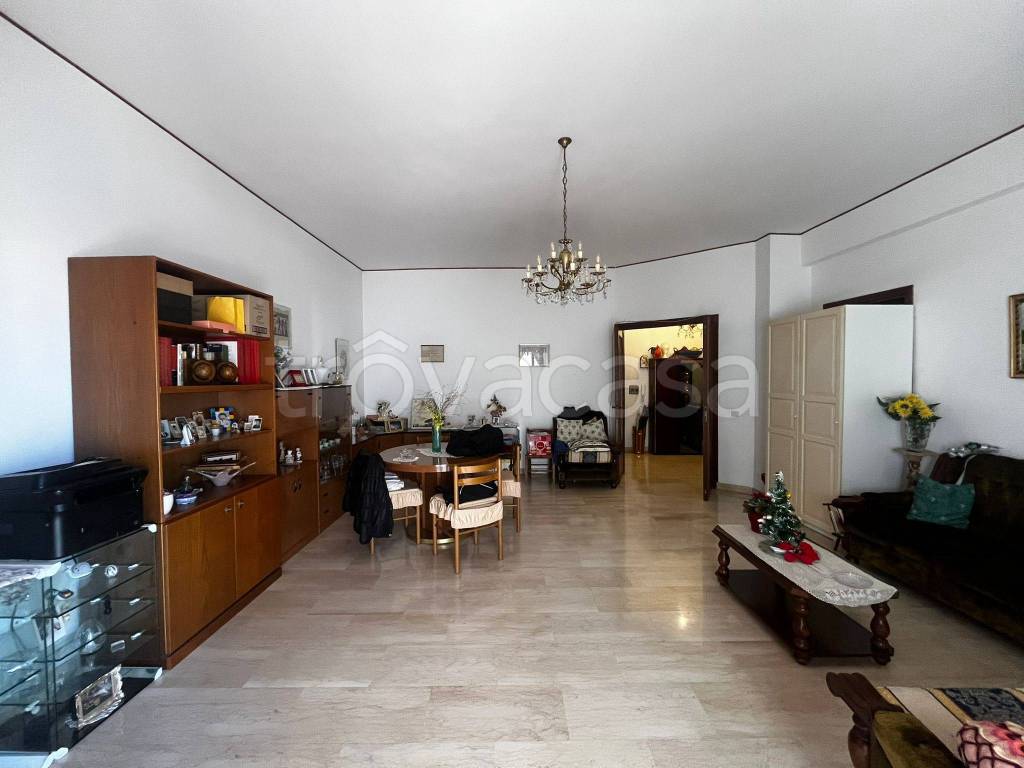 appartamento in vendita ad Aprilia