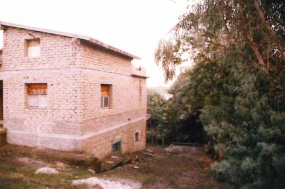 casa indipendente in vendita ad Aprilia in zona Fossignano