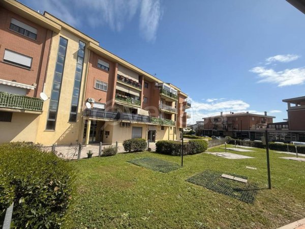 appartamento in vendita ad Aprilia
