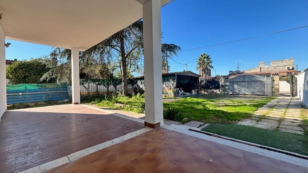 casa indipendente in vendita ad Aprilia in zona Riserva Nuova