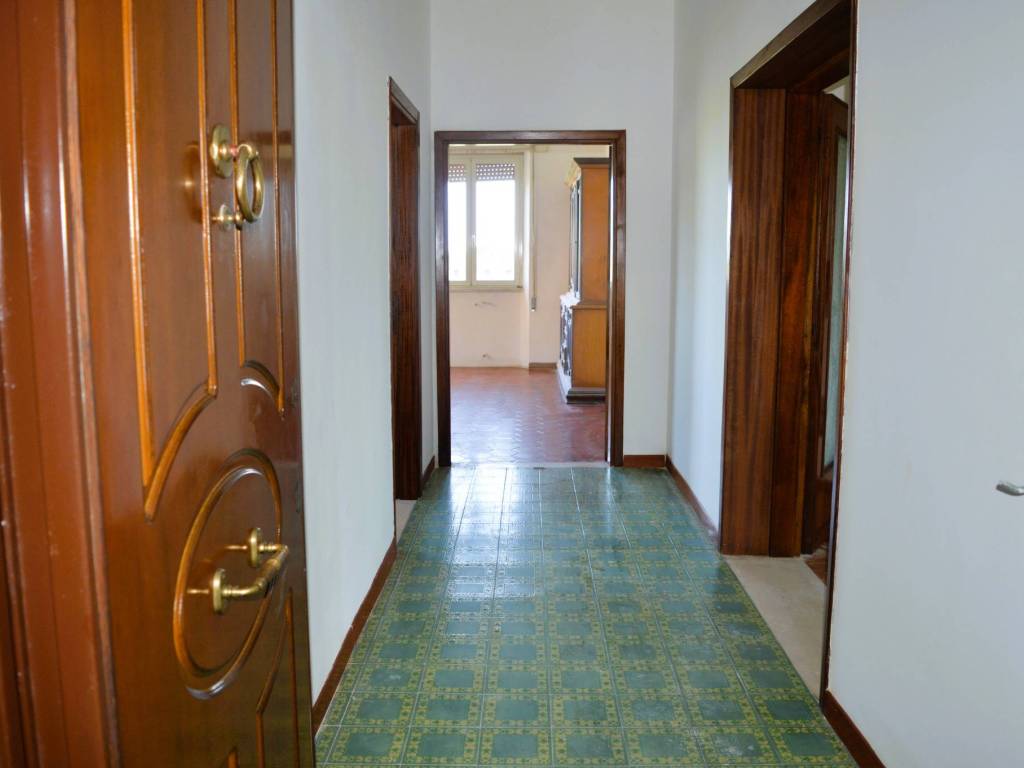 casa indipendente in vendita ad Aprilia in zona Campo di Carne