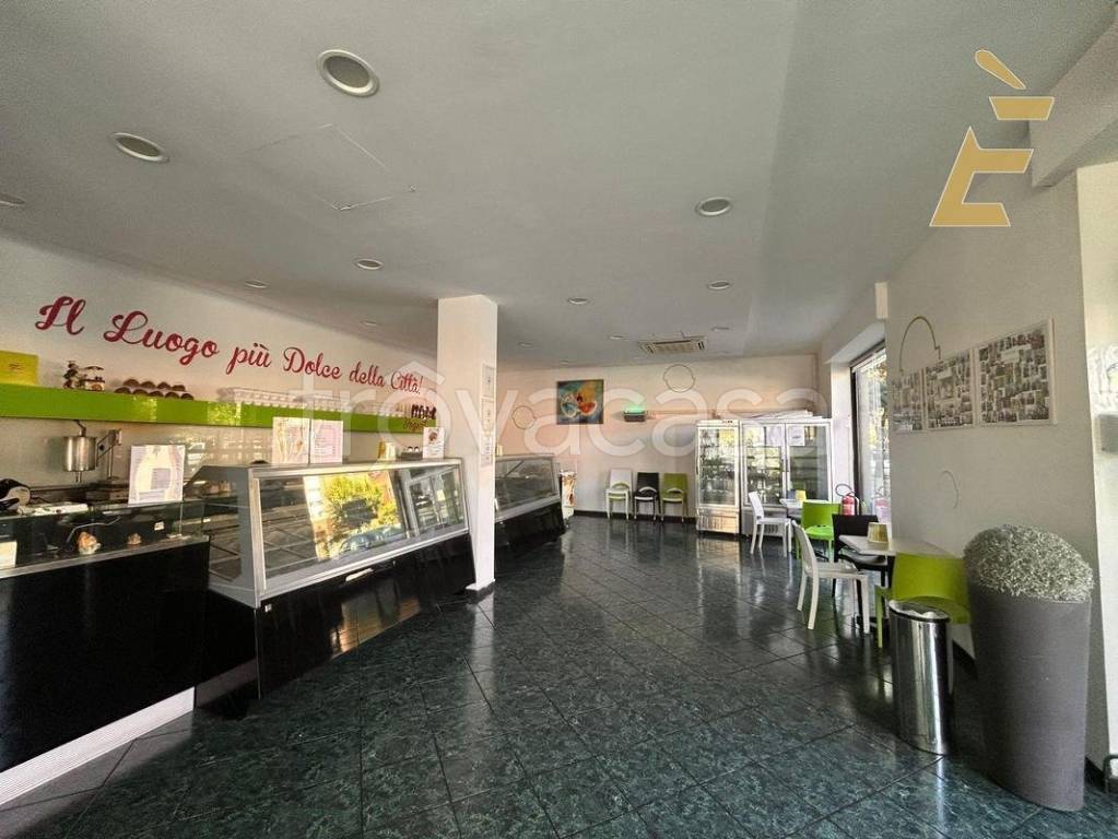 negozio in vendita ad Aprilia