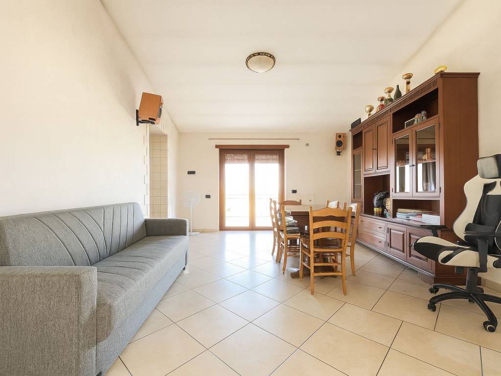 appartamento in vendita ad Aprilia
